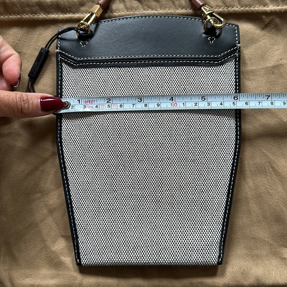 Burberry LS Mini Society 2 Tone Phone Case - Picture 5 of 11